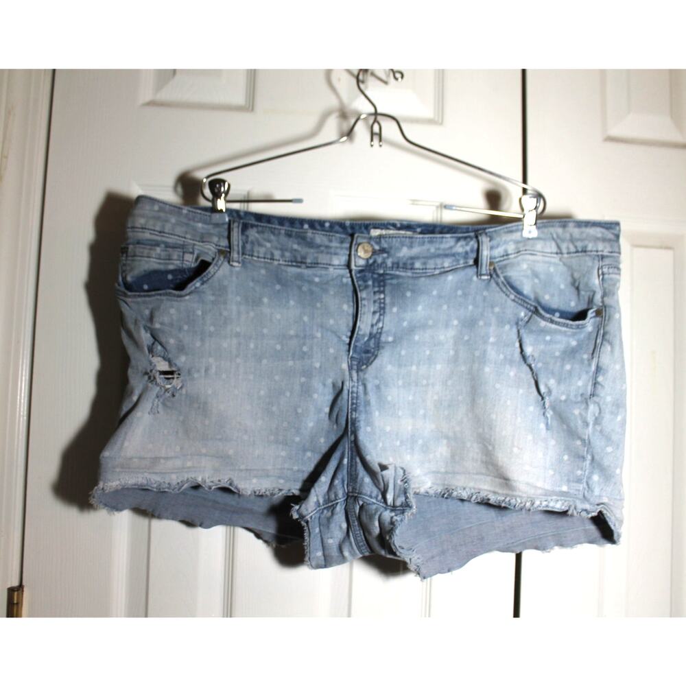 Torrid Distressed Polka Dot Cut Off Jean Shorts sz 24